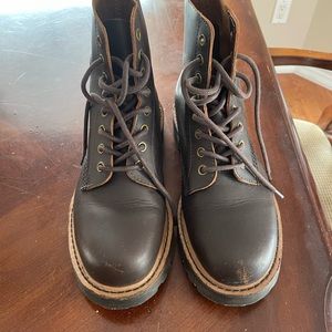 Dr. Martens Combat Boot